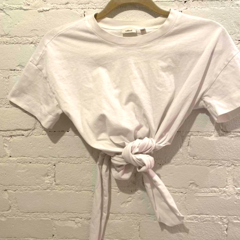 WILFRED Cotton Tie Knot cropped Tee 
Size Small 100% cotton
